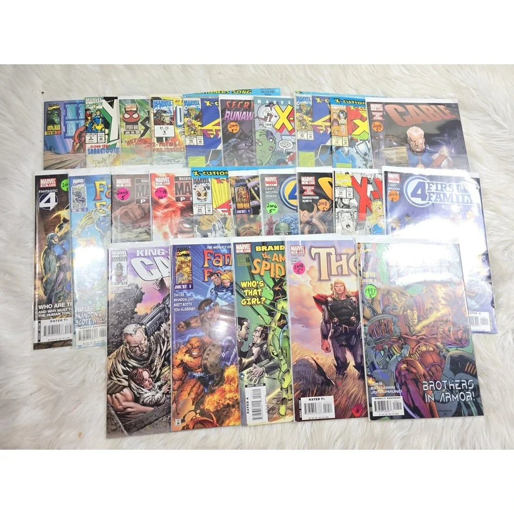 Marvel Comics - 25 Comic Books! Random Assortment Comics Great Condition! B19